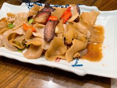 野生竹耳炒肉-禾悟农·农家私房菜