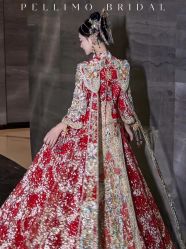 -派丽莫Pellimo原创设计婚纱品牌