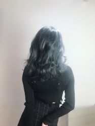 -SIX Hair Consultant