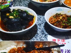 -湘下佬·老长沙吃货铺(酃湖万达店)