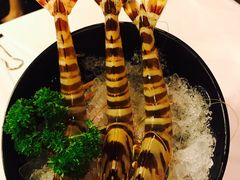 -鲜入围煮花胶鸡海鲜火锅