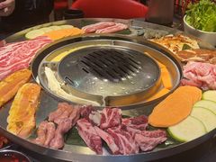-哈哈碳都·牛肋条无限自助烤肉(台江万达店)