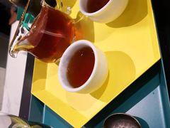 梨雨春-茶是一枝花泡茶店