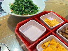 -黄泥岗·地道湖北菜(奥特莱斯店)