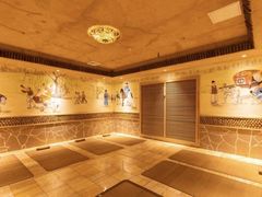 -碧中海汤泉汗蒸酒店