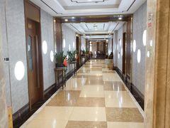 -颐而康·按摩·艾灸·足疗(武陵大道店)