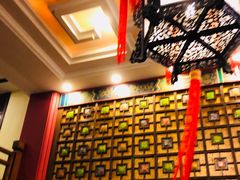 -梅龙镇酒家(南京西路总店)