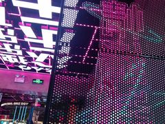 -燥次·烧烤酒场(万象城店)