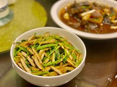 芹菜炒干子-季家厨房(长江东大街店)