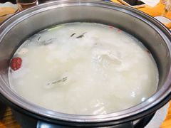 -风情丽江斑鱼火锅(孙家沟西南路80号店)