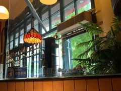 -玛格萝妮比萨屋(陆家浜路店)