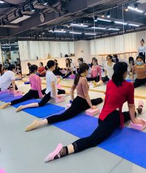 -深舞形体民族舞蹈工作室