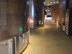 -涨巢·潮玩水疗局