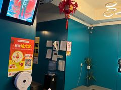 -荒岛实景沉浸密室(江汉路1店)