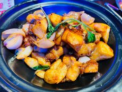 -钳真多钓虾馆·小龙虾海鲜烧烤(九六广场店)