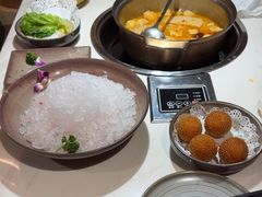 -喃喃椰·糟粕醋·椰子鸡火锅(七堡花园店)