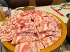 -龍歌自助小火锅(市南金茂湾店)