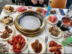 -布罗城堡自助烧烤(鸿通城购物中心店)