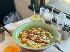-巷子宽·酸菜鱼(迪士尼小镇店)