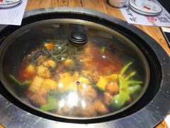 -山河屯铁锅炖(哈西站店)