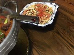 -临江餐馆二楼美食部落