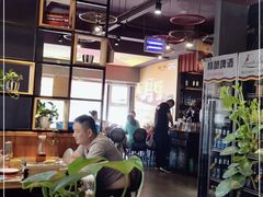 大堂-喝丢一只鞋海鲜烧烤·海肠捞饭(文体街店)