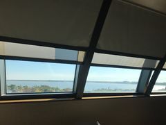 -上海滴水湖皇冠假日酒店