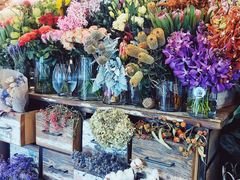 -FLOVIE FLORIST CAFE