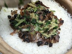 豆豉鲮鱼煲仔饭-食为先(广园店)
