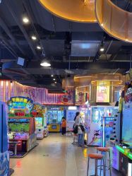 -卡通尼乐园(荟聚中心店)