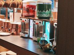-牛YO寿喜烧·铁板烧和牛火锅自助(市府恒隆店)