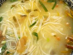 -桥馫源蒙自过桥米线(蒙自店)