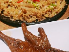 -三个大叔烤羊肉串·炭炉砂锅菜(西三旗店)