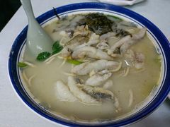 招牌黄鱼面-明呈黄鱼面馆(斜土路店)