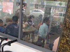 -味为先光明乳鸽(光明总店)
