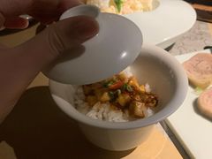 -穹六人间 people 6(岳阳路店)