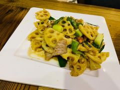 -朋友圈概念餐厅(象山万达广场店)