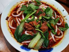 红烧肥肠米粉-兵哥豌豆面(创意谷店)