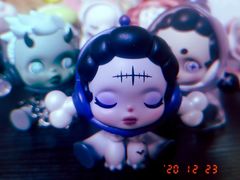 -泡泡玛特POPMART(东直门来福士店)