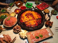 -渝嘴小老弟老火锅(华新村店)
