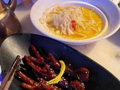 吮指鸡爪-桂满陇天书(南京德基旗舰店)