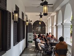 -星巴克臻选(广州沙面店)