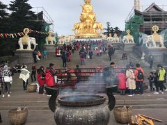 -峨嵋山金顶