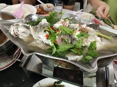 -光海鲜鱼翅餐厅(叻差拉披色路店)