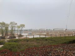 -灞河西岸滨河公园