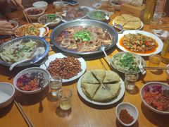 -大众跷脚牛肉馆·非遗传承单位(峨眉山店)