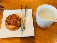 -星巴克(西安旺座现代城店)