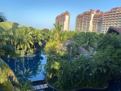 -三亚湾海居铂尔曼度假酒店