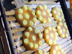 -Dough&Joe团憩(瑞虹天地月亮湾店)