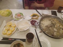 -一席地·本地鸡窝·杭帮鸡火锅(萧山银隆百货店)